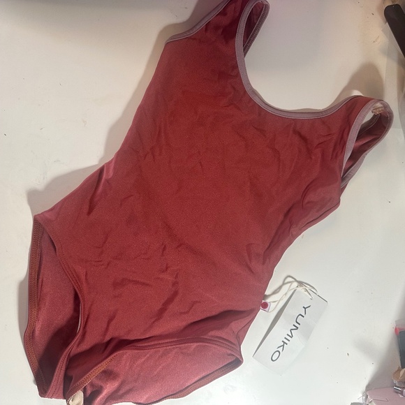 Yumiko Leotard - Veronique Red - Small - S - Picture 4 of 5